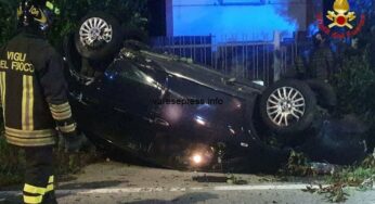 Incidente con ribaltamento auto a Lonate Ceppino