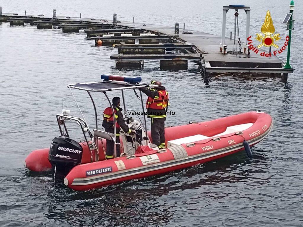 Maccagno: Motoscafo alla deriva