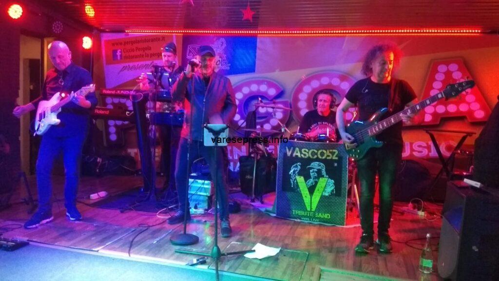 Fagnano Olona, Vasco apre le feste Fagnano Olona, Vasco apre le feste