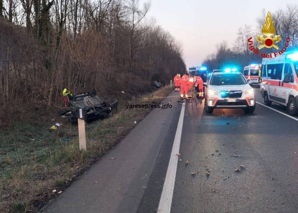 Gazzada Schianno, incidente stradale