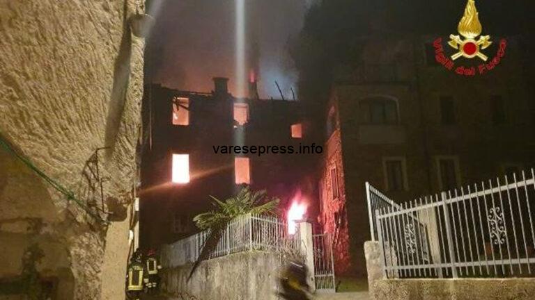 abitazioni in fiamme a Cadegliano Viconago