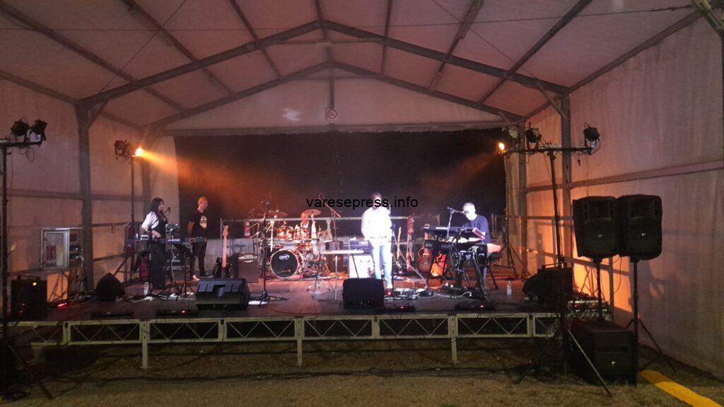 Fagnano Olona, festa con la Pro Loco sulle note dei Pink Floyd 2022_09_03-ProLoco-concerto Pink Floyd_team Pro Loco