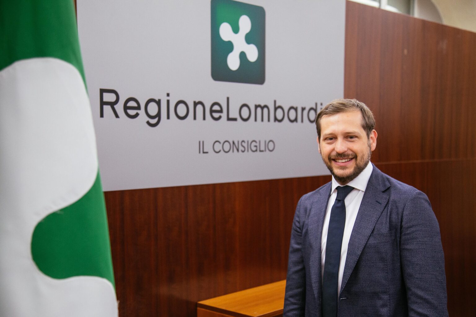 Emanuele Monti: Un nuovo capitolo per l'Agenzia Italiana del Farmaco Milano, 15 febbraio 2024 – Il Governo italiano ha scelto Emanuele Monti per guidare l'Agenzia Italiana del Farmaco (AIFA) insieme al Presidente Giorgio Palù e al nuovo Consiglio di Amministrazione.