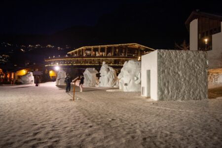 La Val Gardena stupisce con sculture di neve e ghiaccio