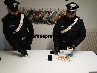 Induno, arrestato con 10 dosi di cocaina dai Carabinieri