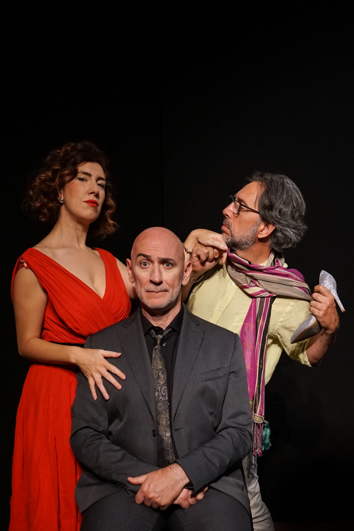 "Camera con crimini" con Sergio Sgrilli al Teatro Condominio Gallarate