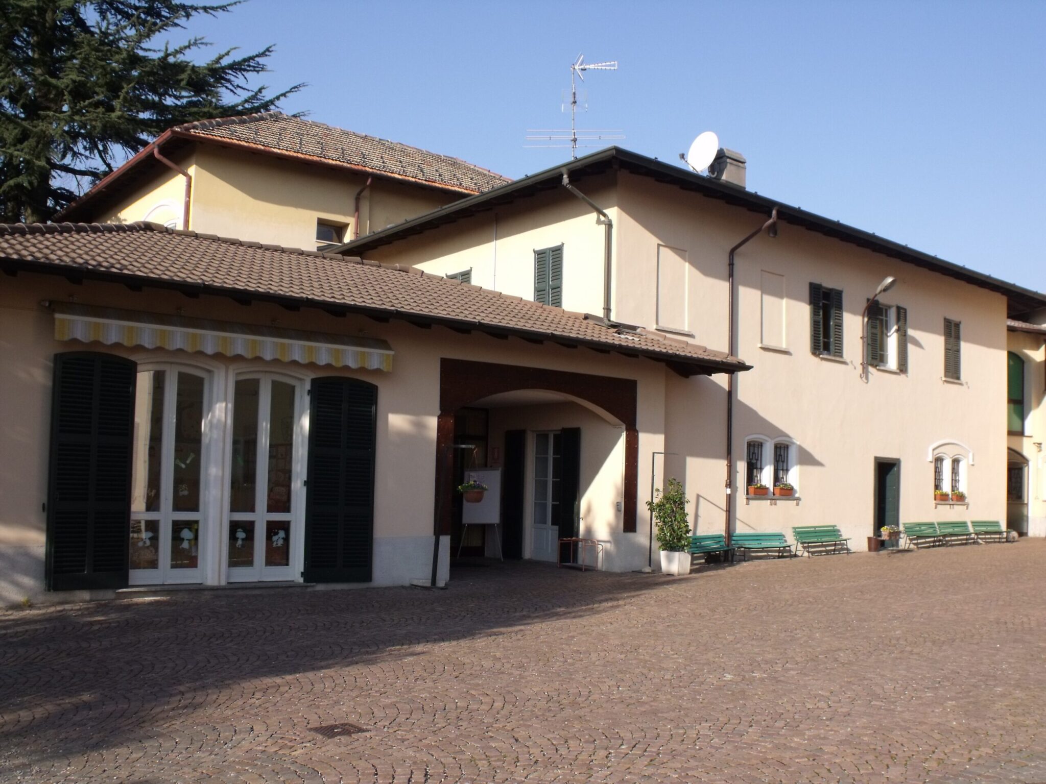 Resta aperto l’Asilo Maddalena di Canossa a Cassano Magnago Resta aperto l'Asilo Maddalena di Canossa a Cassano Magnago