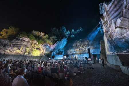Tones Teatro Natura, dal 10 giugno grandi eventi nel cuore della montagna