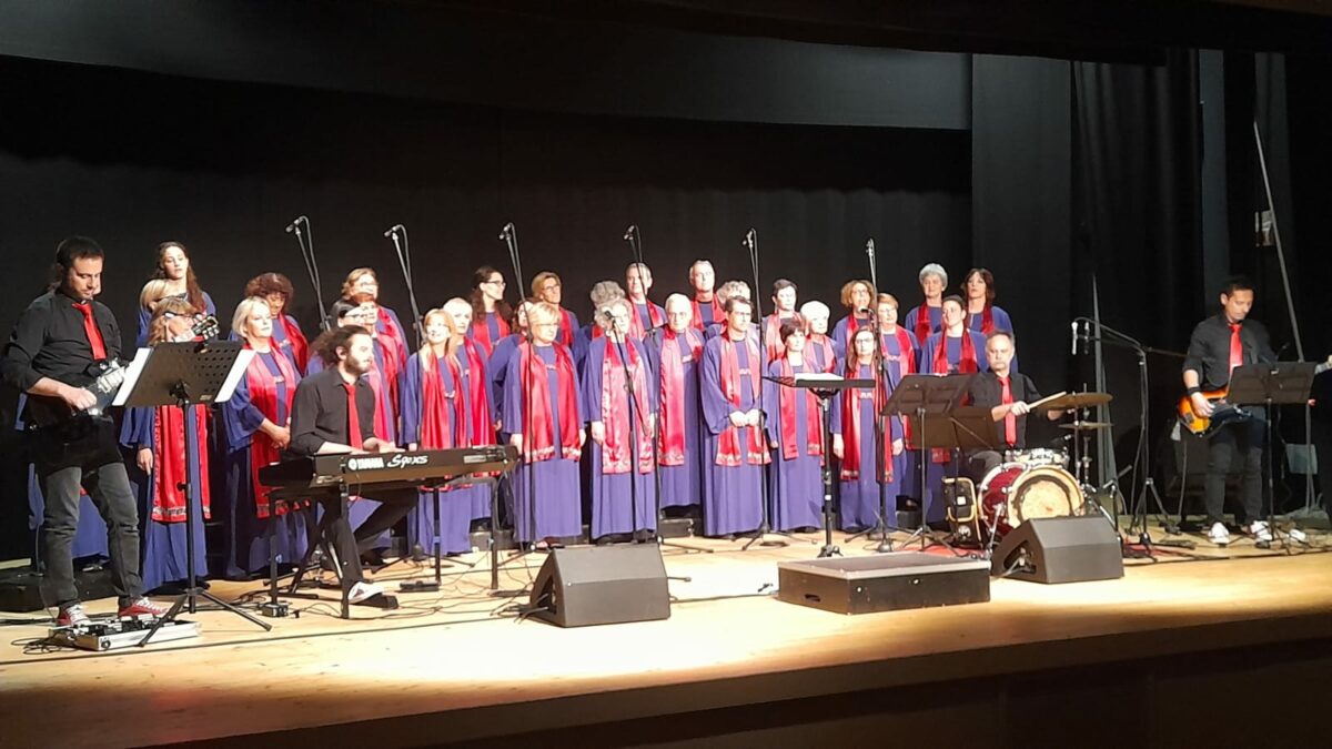 Coro gospel, successo per i bambini del Congo
