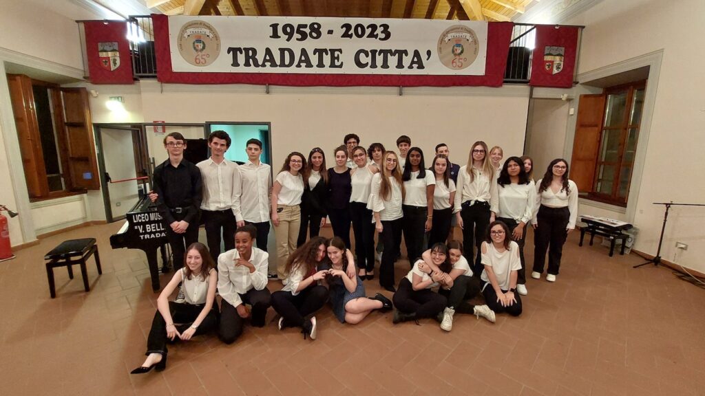 Il Liceo Curie di Tradate chiude l’anno scoprendo i “talenti” Il Liceo Curie di Tradate chiude l’anno scoprendo i “talenti”