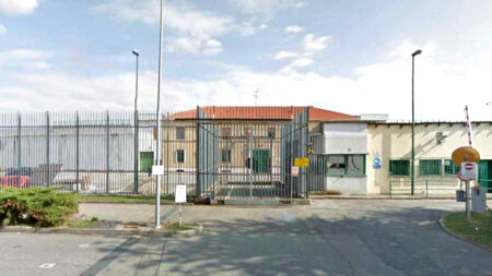 Un detenuto ha cercato di impiccarsi nel carcere di Novara ieri pomeriggio