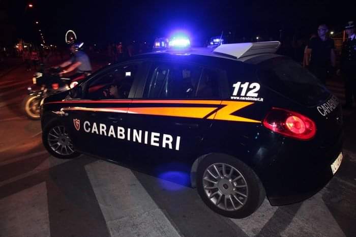 Cassano Magnago: arrestato 43enne per droga e armi Cassano Magnago. 17 gennaio 2024 - I Carabinieri della Stazione di Cassano Magnago hanno arrestato un 43enne varesino: