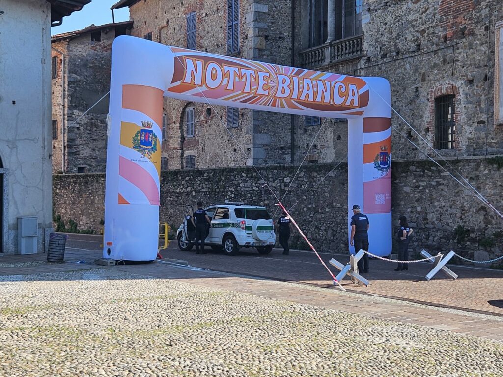 Migliaia di persone alla Notte Bianca di Somma Lombardo Migliaia di persone alla Notte Bianca di Somma Lombardo