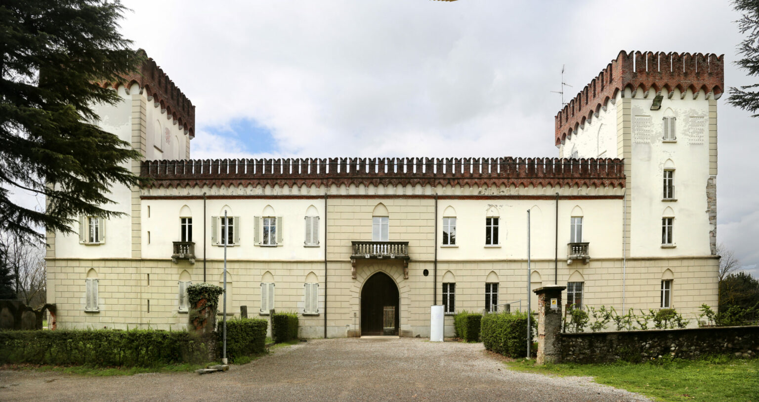 Cena in rosa al Castello di Monteruzzo, Castiglione Olona