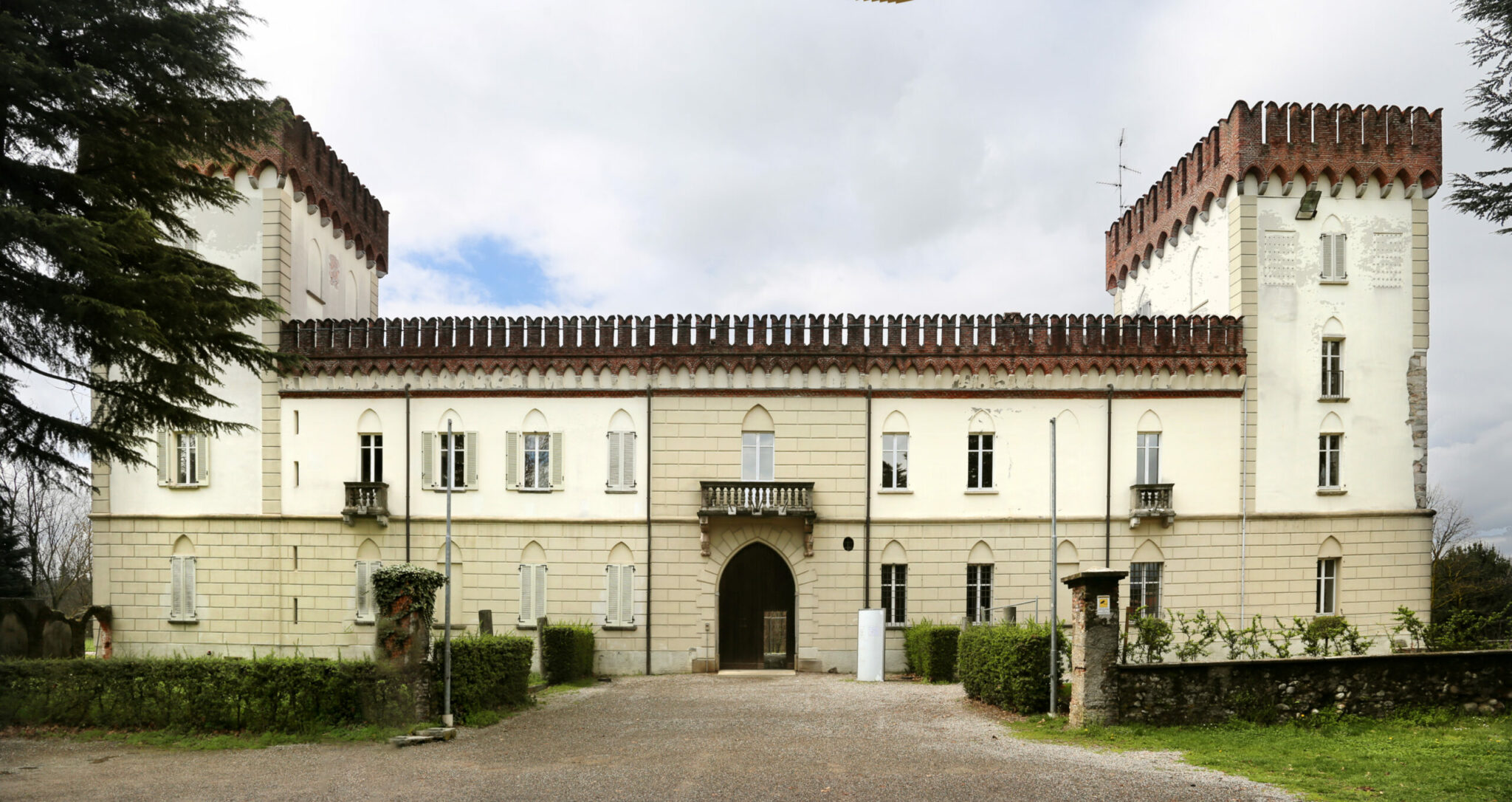 Cena in rosa al Castello di Monteruzzo, Castiglione Olona Cena in rosa al Castello di Monteruzzo, Castiglione Olona