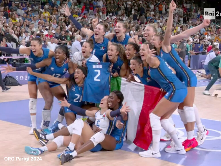 Giorno 16 Parigi 2024 oro per la maestosa pallavolo femminile italiana