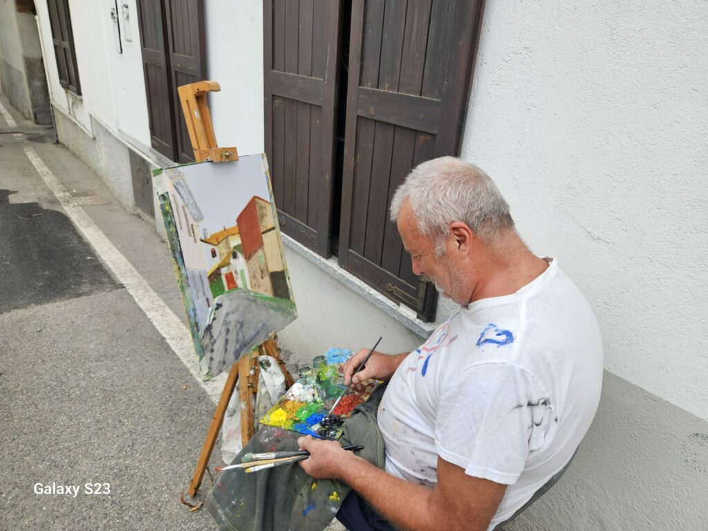 Mezzana, un pittore valorizza il territorio Mezzana