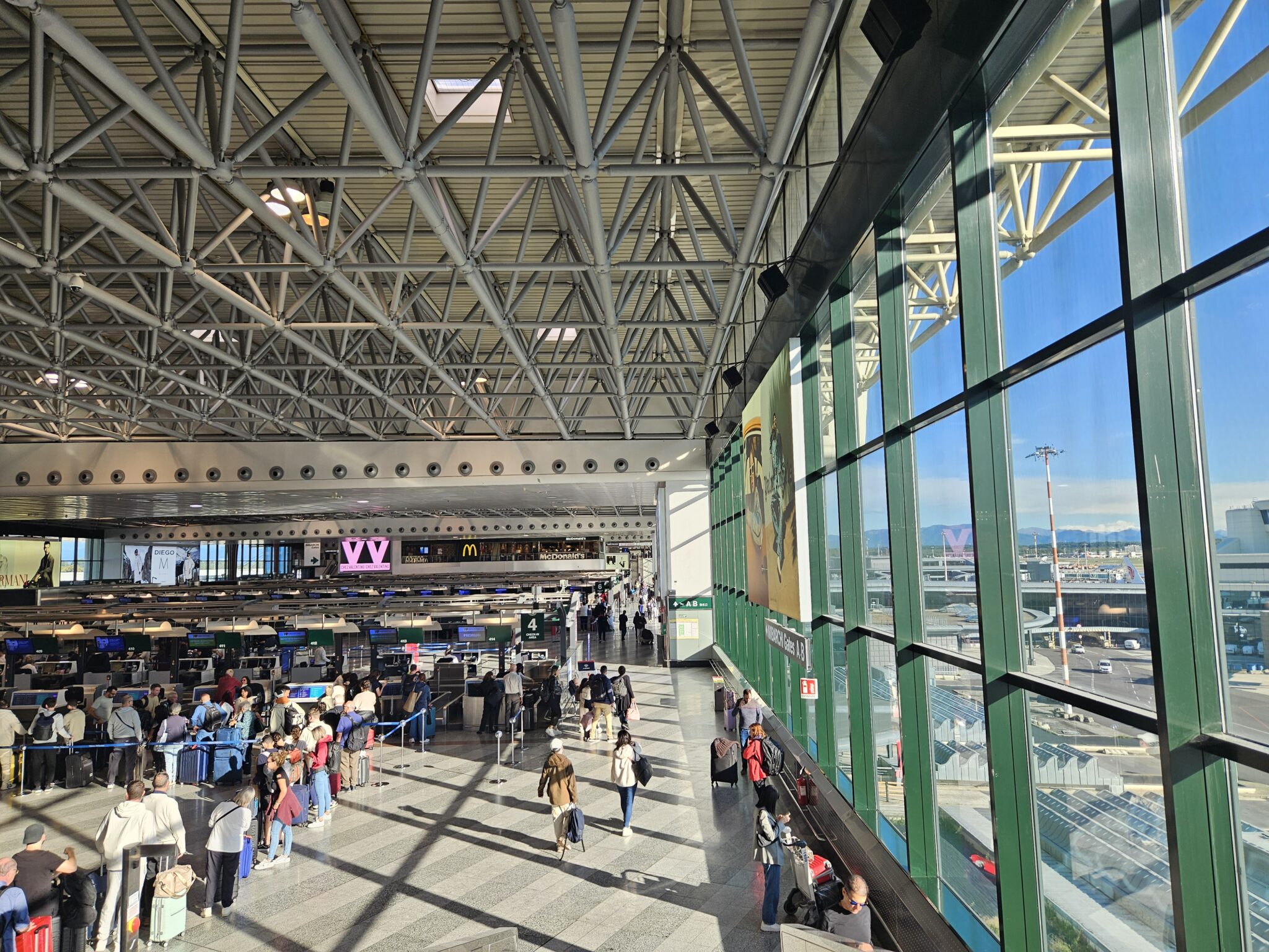 Malpensa, traffico intenso per le feste