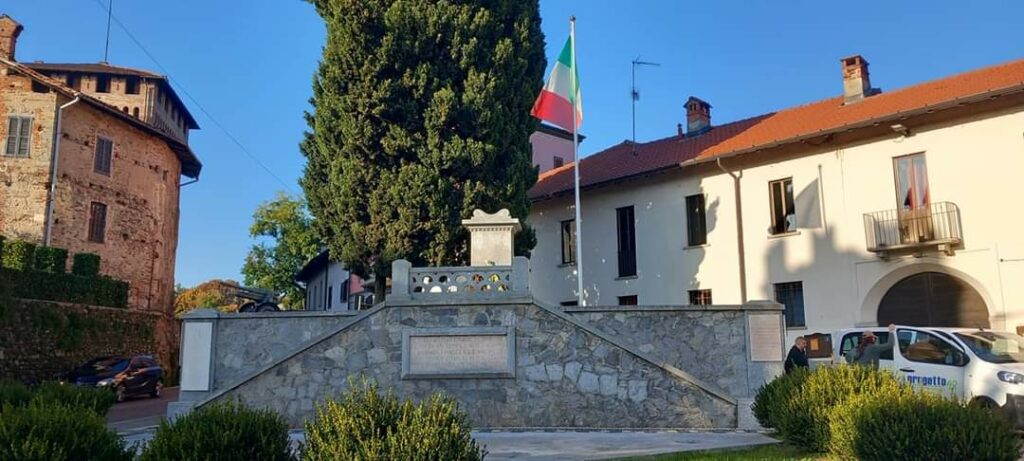 Monumento Caduti Somma Lombardo