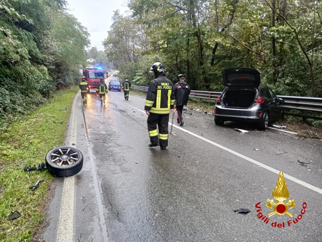 Luino, incidente stradale Luino incidente stradale