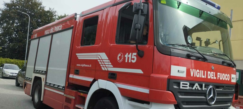 Valle Olona, cadavere ritrovato nel fiume Vigili del Fuoco 3