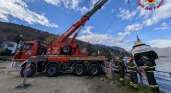 Stresa: auto inabissata nel Lago Maggiore