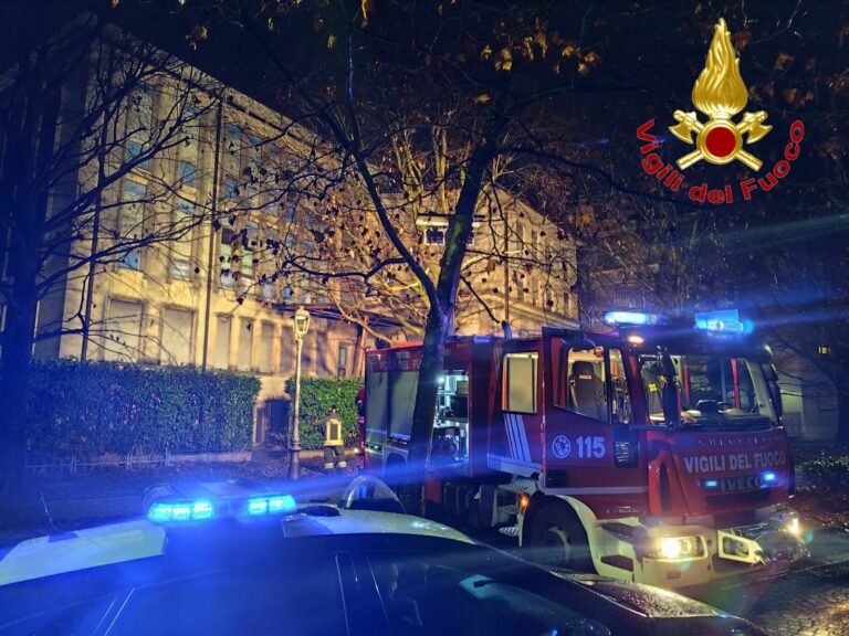 Varese: incendio alla ex ASL