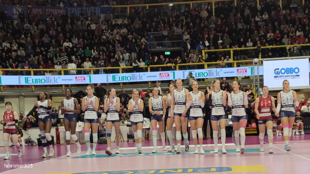 Bella partita della Eurotek Uyba, ma vince la Numia Vero Volley