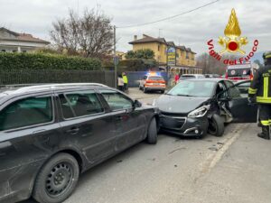 Bardello: incidente stradale