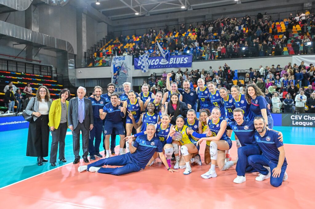 La grande pallavolo femminile europea è tinta di azzurro