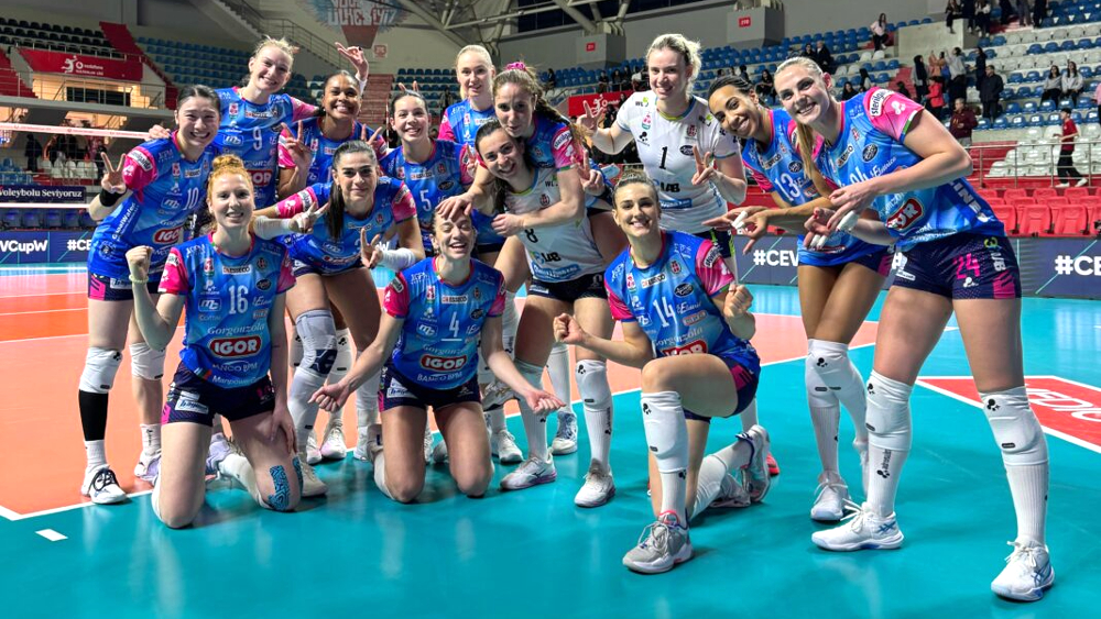 La grande pallavolo femminile europea è tinta di azzurro