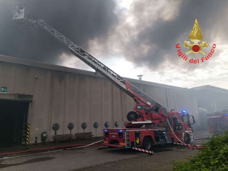 Desio: incendio