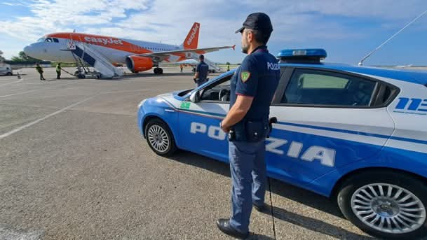 Malpensa: derubato un passeggero, denunciati due stranieri
