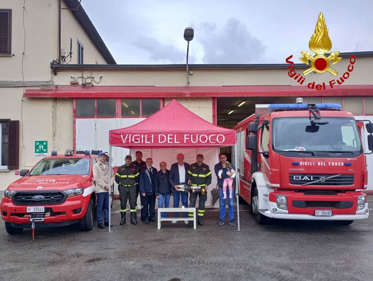 Luino: nuovo automezzo per i Vigili del Fuoco