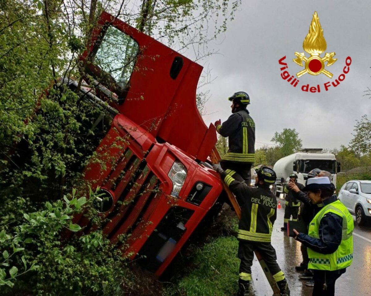 Somma Lombardo: incidente stradale
