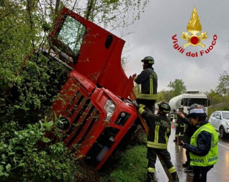 Somma Lombardo: incidente stradale