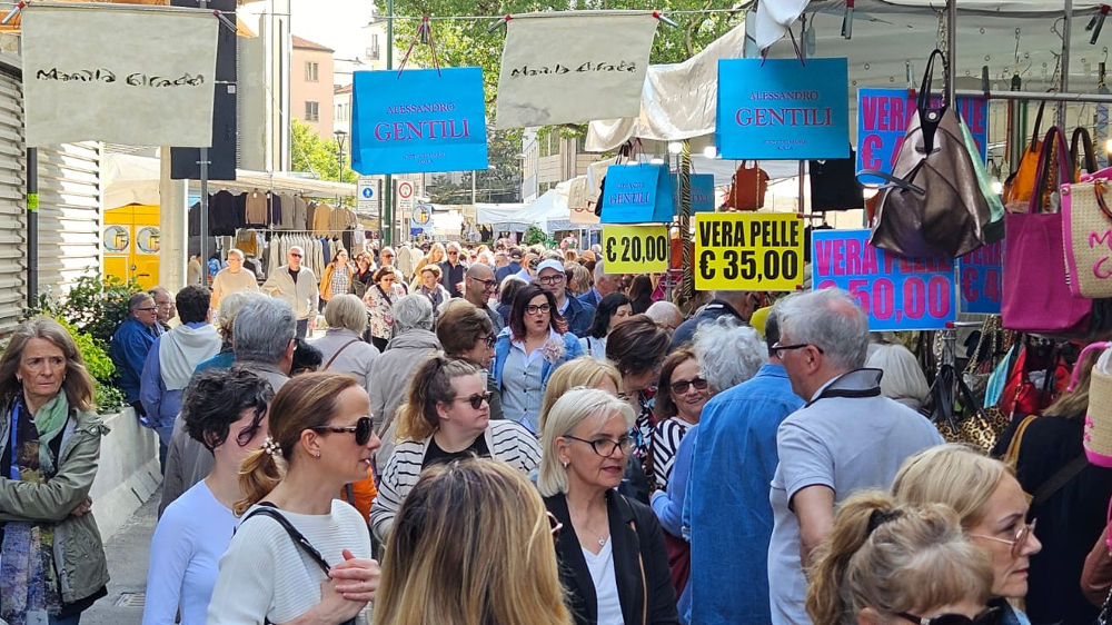 Giovedì 1° maggio a Legnano ritornano “Gli Ambulanti di Forte dei Marmi®”