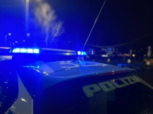 Como: denunciate sei persone