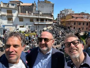 Somma Lombardo: 800 Ladies & Gentlmen in moto