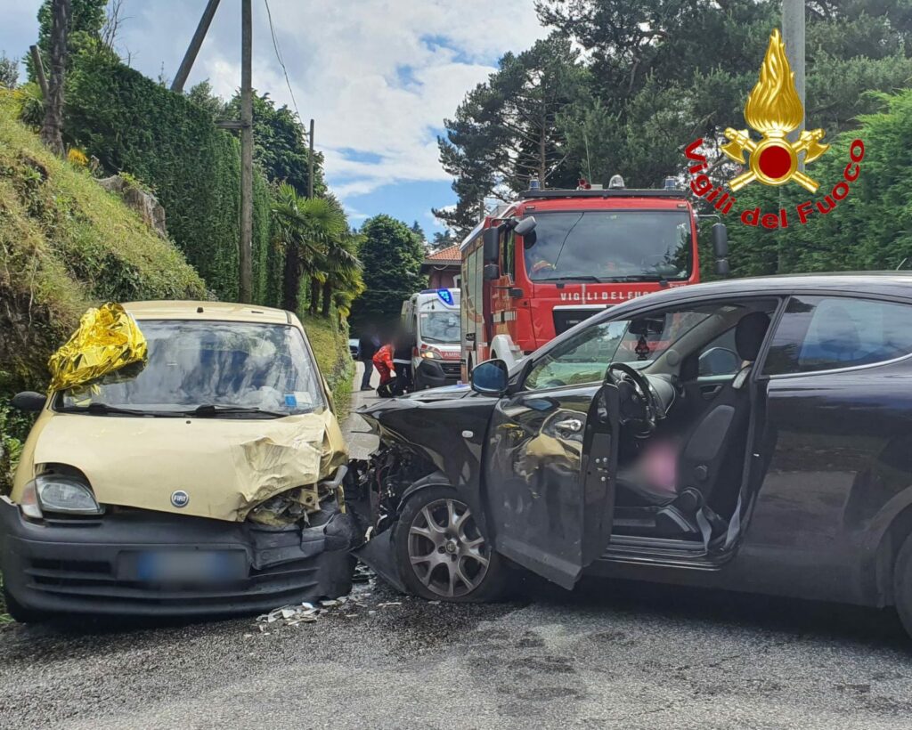 Laveno Mombello: incidente stradale