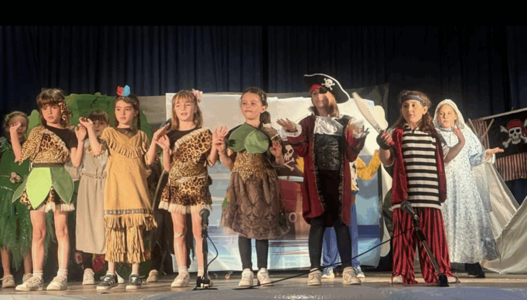 British College, Teatro, saggio tra emozioni e lunghi applausi