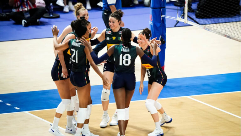 Italia Giappone 3 a 2 settima vittoria della pallavolo femminile a Hong-Kong