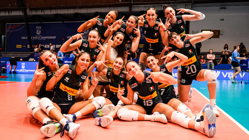 Tre vittorie su tre partite per le azzurrine della under 19 di pallavolo femminile Tre vittorie su tre partite per le azzurrine della under 19 di pallavolo femminile