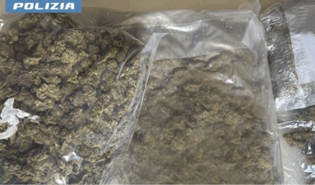 Milano, operazione antidroga alla Barona