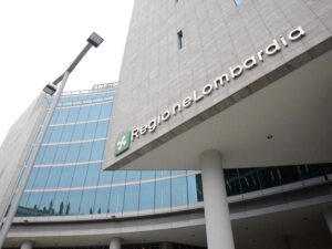 APPROVATO BILANCIO REGIONE, PRESIDENTE FONTANA E VICEPRESIDENTE ALPARONE: SOLIDITÀ E CONCRETEZZA LE NOSTRE PAROLE D’ORDINE, PER I CITTADINI E LE IMPRESE LOMBARDE NON AUMENTANO LE TASSE.