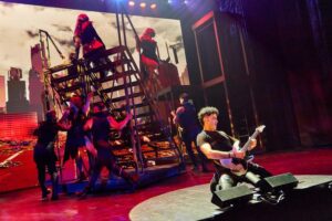 spettacolo di Alberto Oliva a Busto