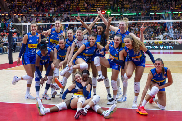 Trentacinque: Italia Brasile 3 a 2 e domani finale con la Turchia