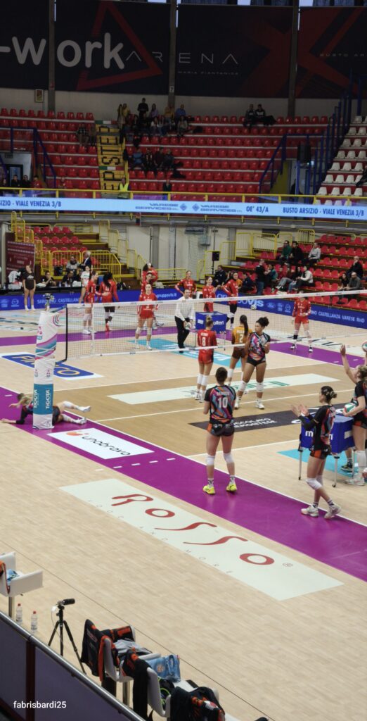 Macerata ha espugnato la e-work arena battendo la UYBA 3 a 1