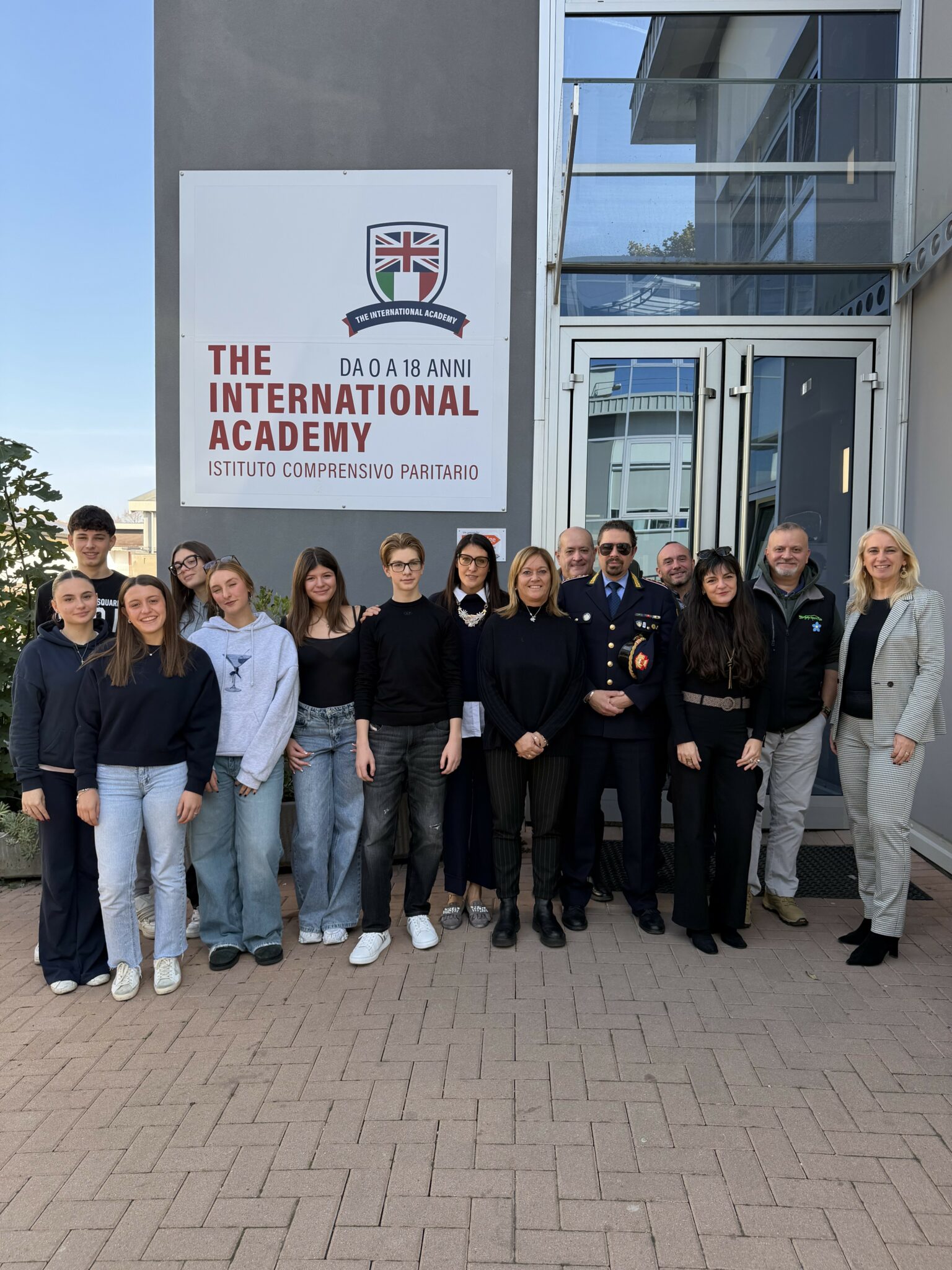 Busto Sicura, Incontro Criminologia Busto Arsizio, The International Academy, Mappa Digitale Sicurezza, App Segnalazioni Pericoli, Polizia Locale Busto Arsizio, Liceali ACOF