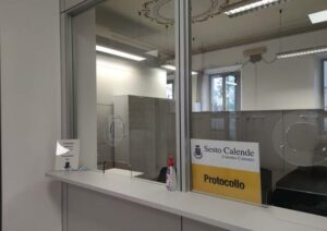 l'ufficio anagrafe a sesto calende